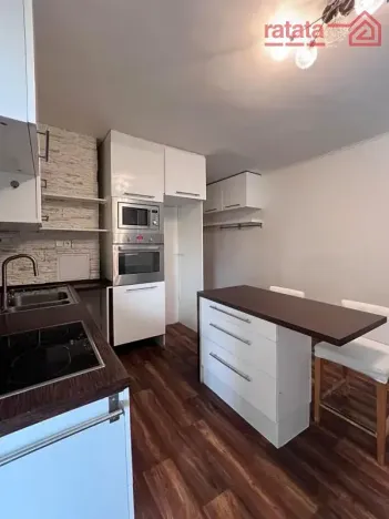 Pronájem bytu 1+1, Chomutov, 17. listopadu, 35 m2