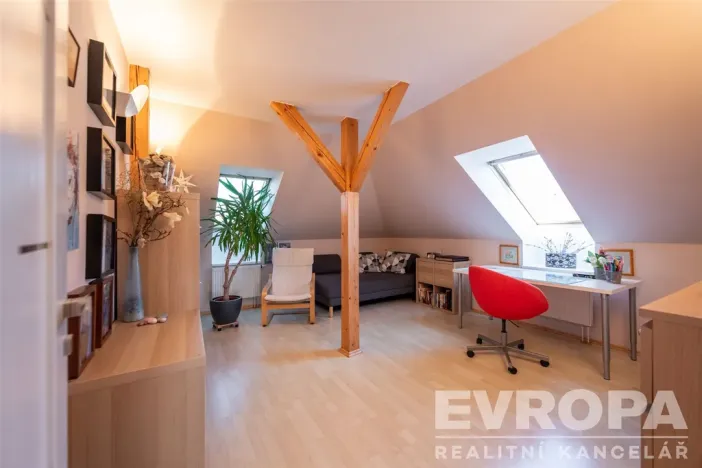 Prodej rodinného domu, Psáry, Pod Skalkou, 363 m2