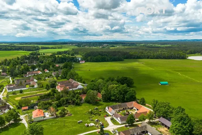 Prodej pozemku pro bydlení, Hrachoviště, 2949 m2