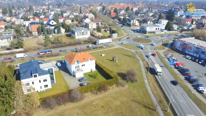 Pronájem vily, Praha - Kunratice, Vídeňská, 350 m2