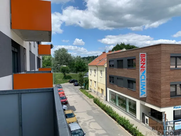 Pronájem bytu 1+kk, Brno, Košinova, 38 m2