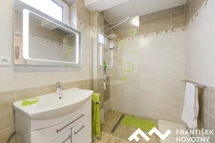 Prodej rodinného domu, Bohutice, 248 m2