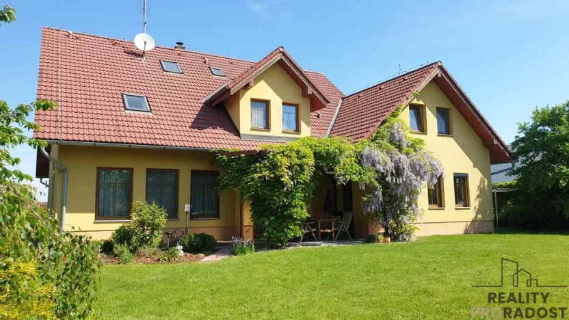 Prodej ubytování, Jesenice, Vestecká, 395 m2