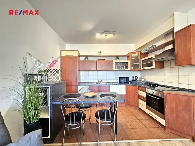 Pronájem bytu 2+kk, Vestec, Chmelová, 41 m2