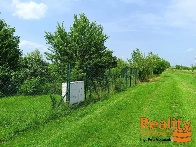 Prodej zahrady, Otrokovice, Smetanova, 322 m2