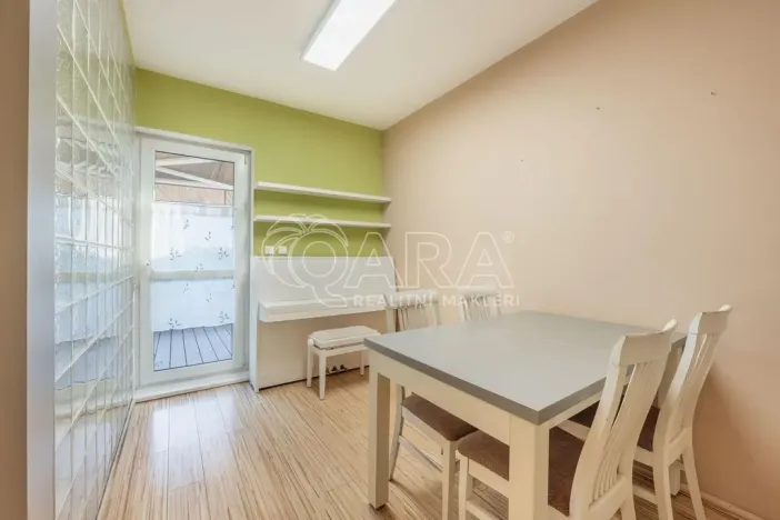 Pronájem bytu 2+1, Praha - Strašnice, Strančická, 49 m2