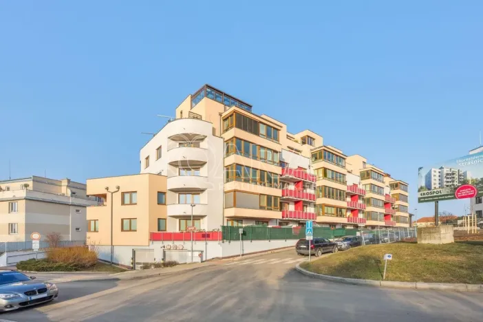 Pronájem bytu 2+1, Praha - Strašnice, Strančická, 49 m2