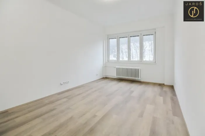 Pronájem bytu 2+1, Praha - Košíře, Vrchlického, 46 m2