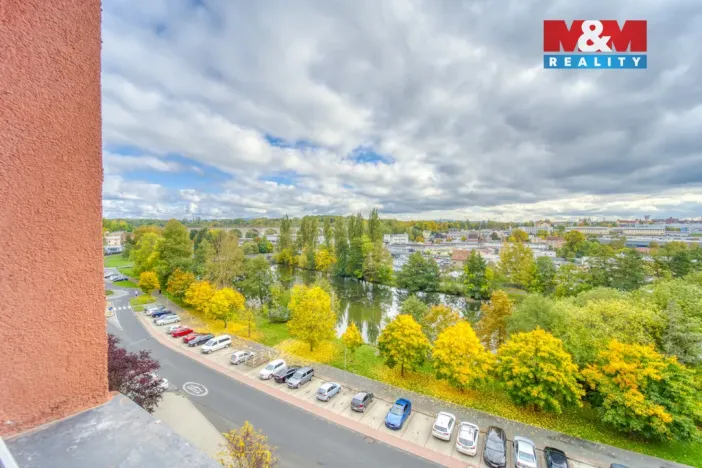 Pronájem bytu 2+1, Cheb, Boženy Němcové, 61 m2