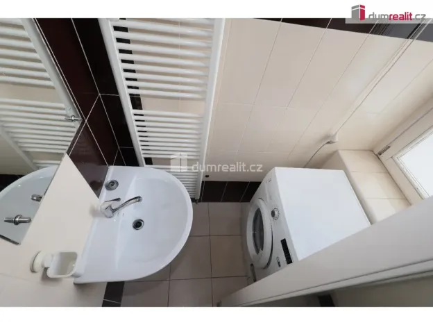 Pronájem bytu 1+1, Praha - Smíchov, Nádražní, 46 m2