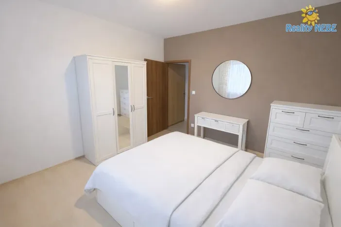 Pronájem bytu 2+kk, Praha - Horní Počernice, V javorech, 55 m2