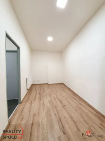 Pronájem bytu 2+kk, Hlučín, Mírové náměstí, 59 m2