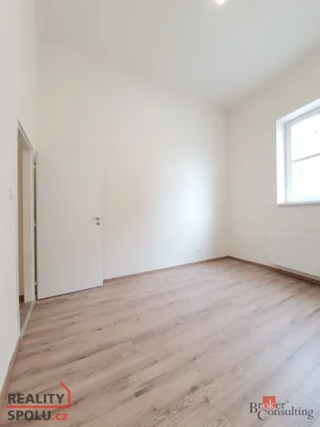 Pronájem bytu 2+kk, Hlučín, Mírové náměstí, 58 m2