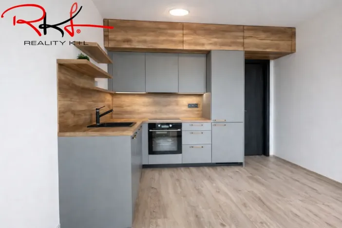 Pronájem bytu 1+kk, Praha - Dolní Měcholupy, Honzíkova, 30 m2