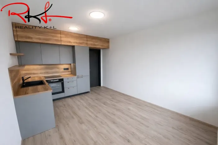 Pronájem bytu 1+kk, Praha - Dolní Měcholupy, Honzíkova, 30 m2