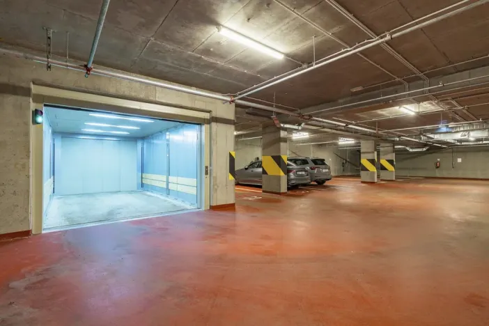 Pronájem bytu 2+kk, Praha - Karlín, Sokolovská, 55 m2