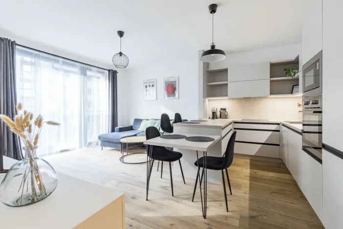 Pronájem bytu 2+kk, Praha - Karlín, Sokolovská, 55 m2