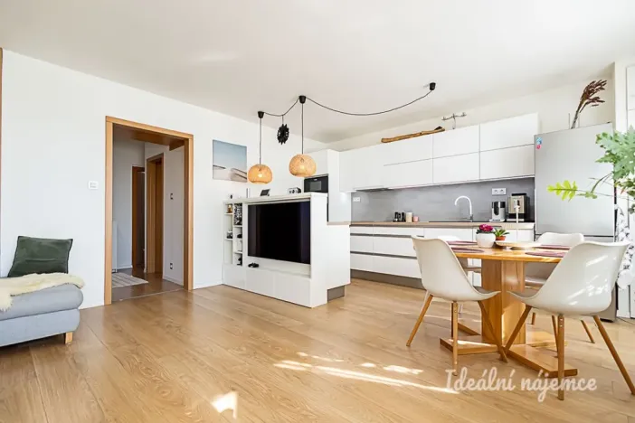 Pronájem bytu 3+kk, Praha - Chodov, Květnového vítězství, 66 m2