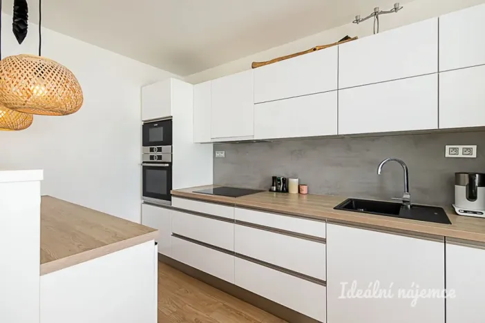 Pronájem bytu 3+kk, Praha - Chodov, Květnového vítězství, 66 m2