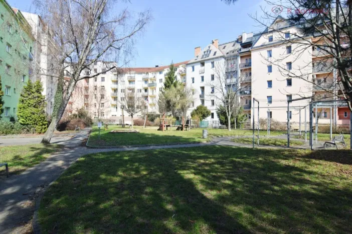 Prodej bytu 2+kk, Brno - Černovice, Zvěřinova, 43 m2