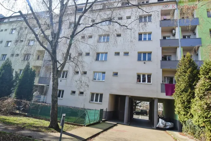 Prodej bytu 2+kk, Brno - Černovice, Zvěřinova, 43 m2