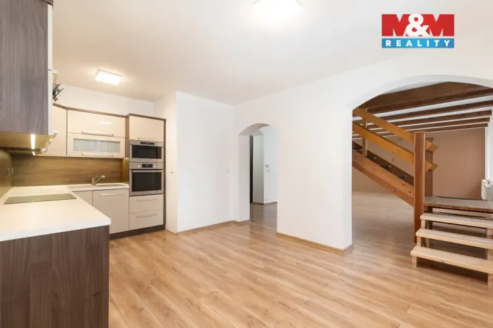 Prodej atypického bytu, Bohumín - Nový Bohumín, Čáslavská, 125 m2