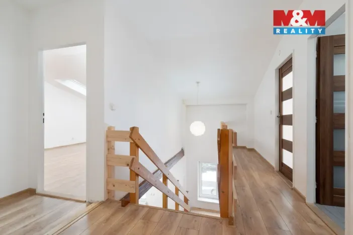Prodej atypického bytu, Bohumín - Nový Bohumín, Čáslavská, 125 m2