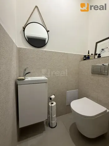 Prodej bytu 4+1, Liberec, Hanychovská, 113 m2