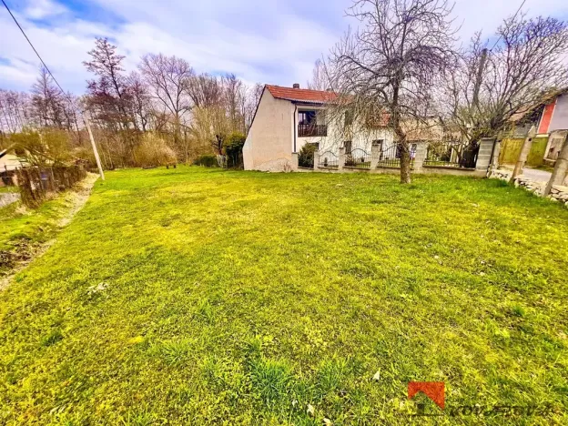 Prodej pozemku pro bydlení, Malý Újezd, 966 m2