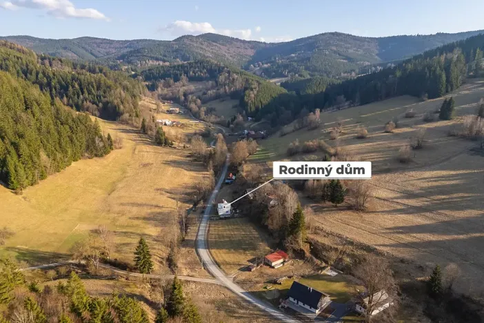 Prodej rodinného domu, Karolinka, 151 m2