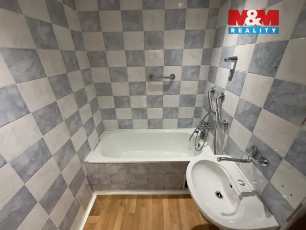 Prodej bytu 3+1, Ostrava - Muglinov, Vdovská, 70 m2