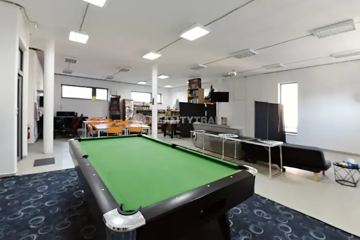 Pronájem obchodního prostoru, Strakonice, Bezděkovská, 111 m2