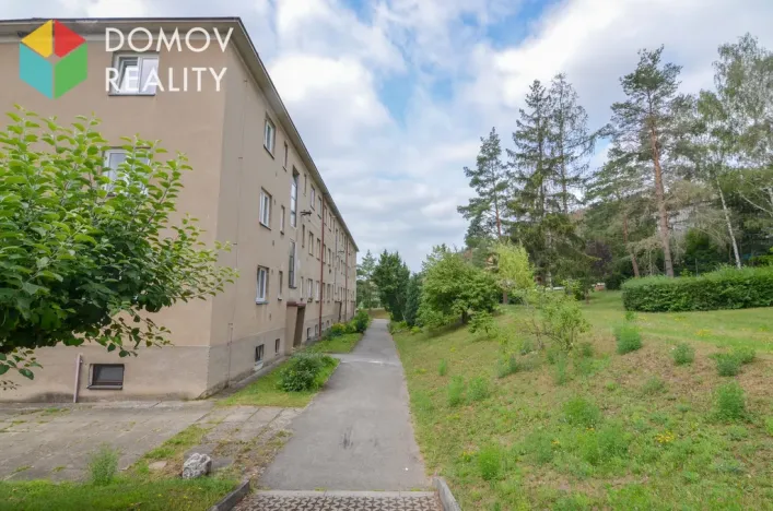 Pronájem bytu 3+kk, Králův Dvůr, Pod Hájem, 67 m2