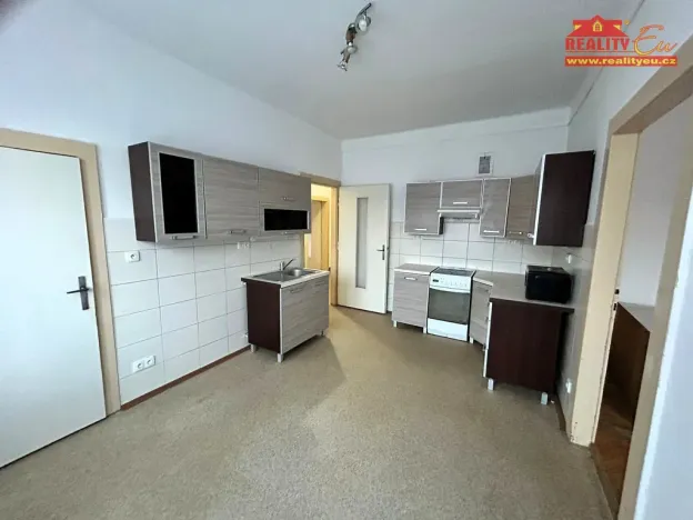 Pronájem bytu 3+1, Úpice, Plickova, 95 m2