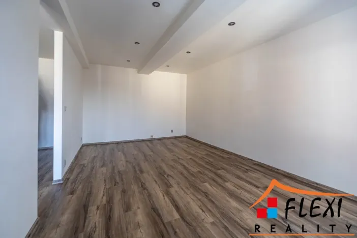 Pronájem bytu 2+kk, Ostrava, Dr. Šmerala, 49 m2