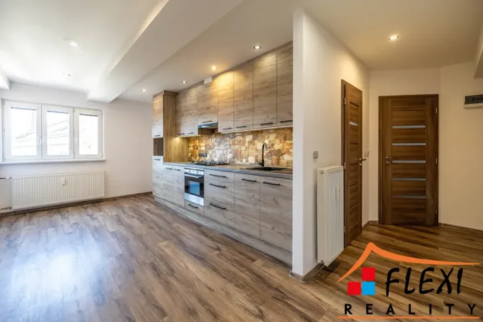 Pronájem bytu 2+kk, Ostrava, Dr. Šmerala, 49 m2