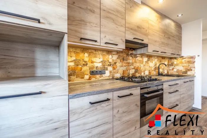 Pronájem bytu 2+kk, Ostrava, Dr. Šmerala, 49 m2