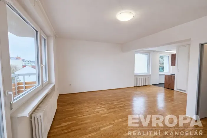 Pronájem bytu 3+1, Praha - Modřany, Hájenská, 76 m2