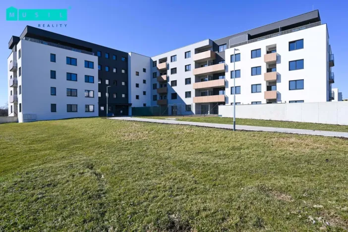 Pronájem bytu 1+kk, Olomouc - Slavonín, Loudova, 39 m2