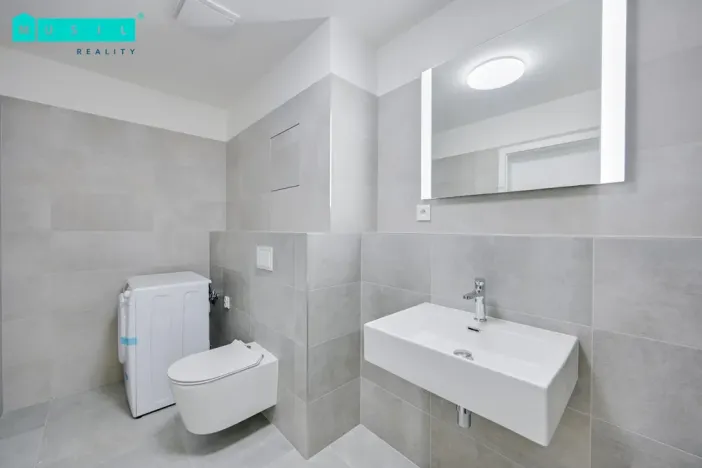 Pronájem bytu 1+kk, Olomouc - Slavonín, Loudova, 39 m2