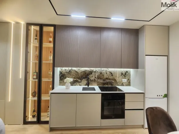 Prodej bytu 2+kk, Drač, 68 m2