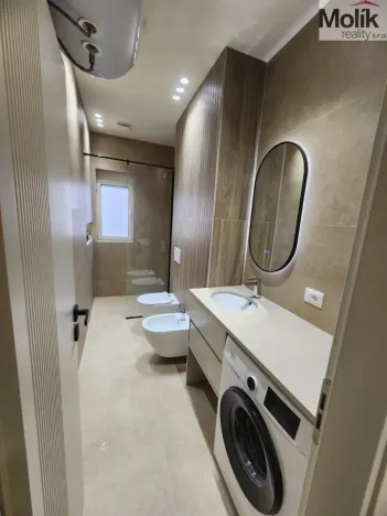 Prodej bytu 2+kk, Drač, 68 m2