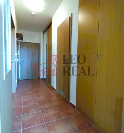 Pronájem bytu 2+kk, Praha - Horní Měcholupy, Hornoměcholupská, 58 m2