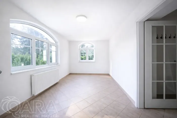 Pronájem bytu 3+1, Praha, K rukavičkárně, 85 m2