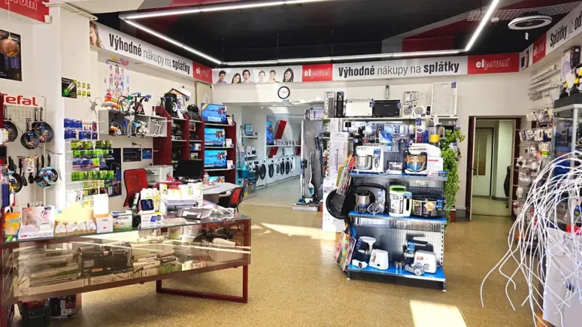 Pronájem obchodního prostoru, Letovice, Masarykovo náměstí, 100 m2