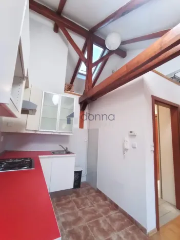 Pronájem bytu 2+kk, Praha, Klapkova, 55 m2