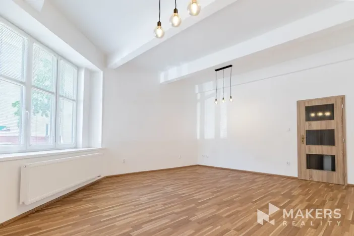 Prodej bytu 1+1, Praha - Vinohrady, Lucemburská, 56 m2