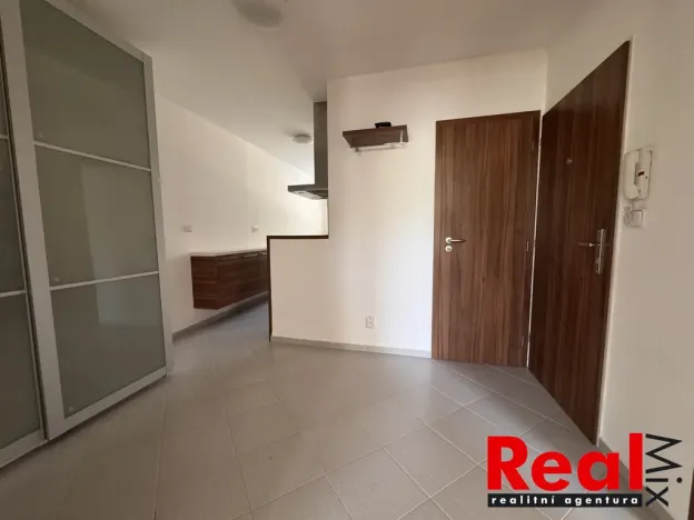 Pronájem bytu 2+1, Brno - Slatina, Bučovická, 60 m2