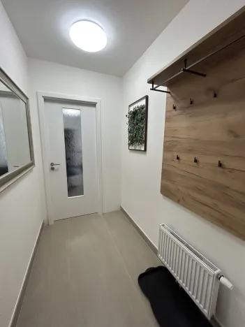 Pronájem bytu 2+kk, Pardubice - Zelené Předměstí, Bratranců Veverkových, 57 m2