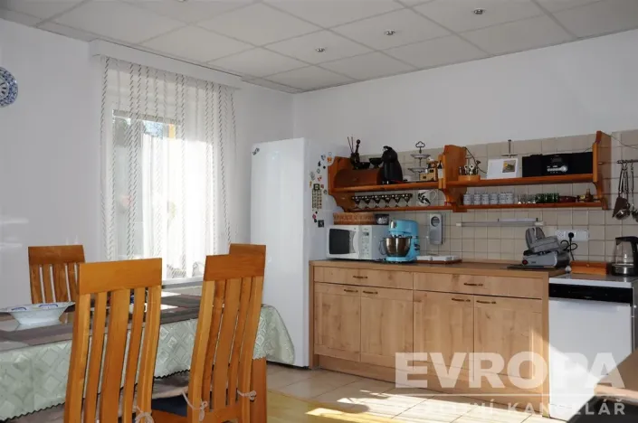 Prodej rodinného domu, Jílové - Martiněves, 270 m2